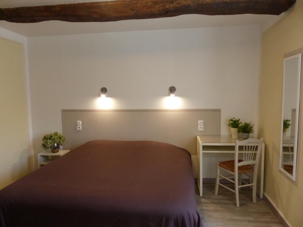 Auberge De Trente Pas Saint-Ferréol-Trente Cameră foto